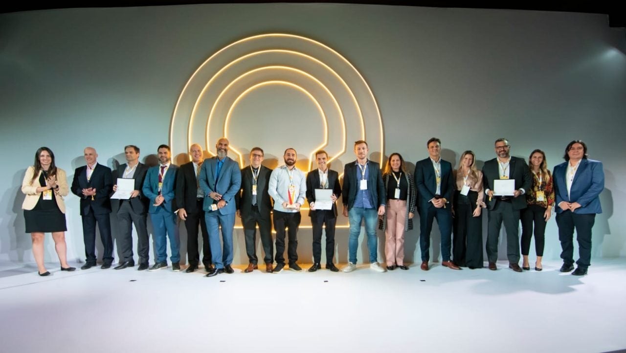 Categoria Descarbonização:  Finalistas: Flextronics Nextracker, Ocyan e LZ Energia e Vast Infraestrutura