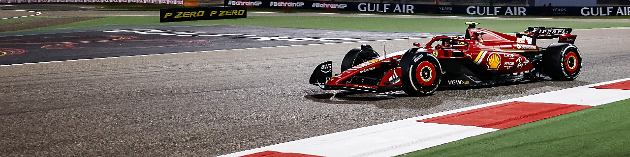 Ferrari na pista de autódromo