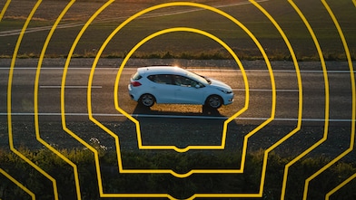 Carro andando na estrada