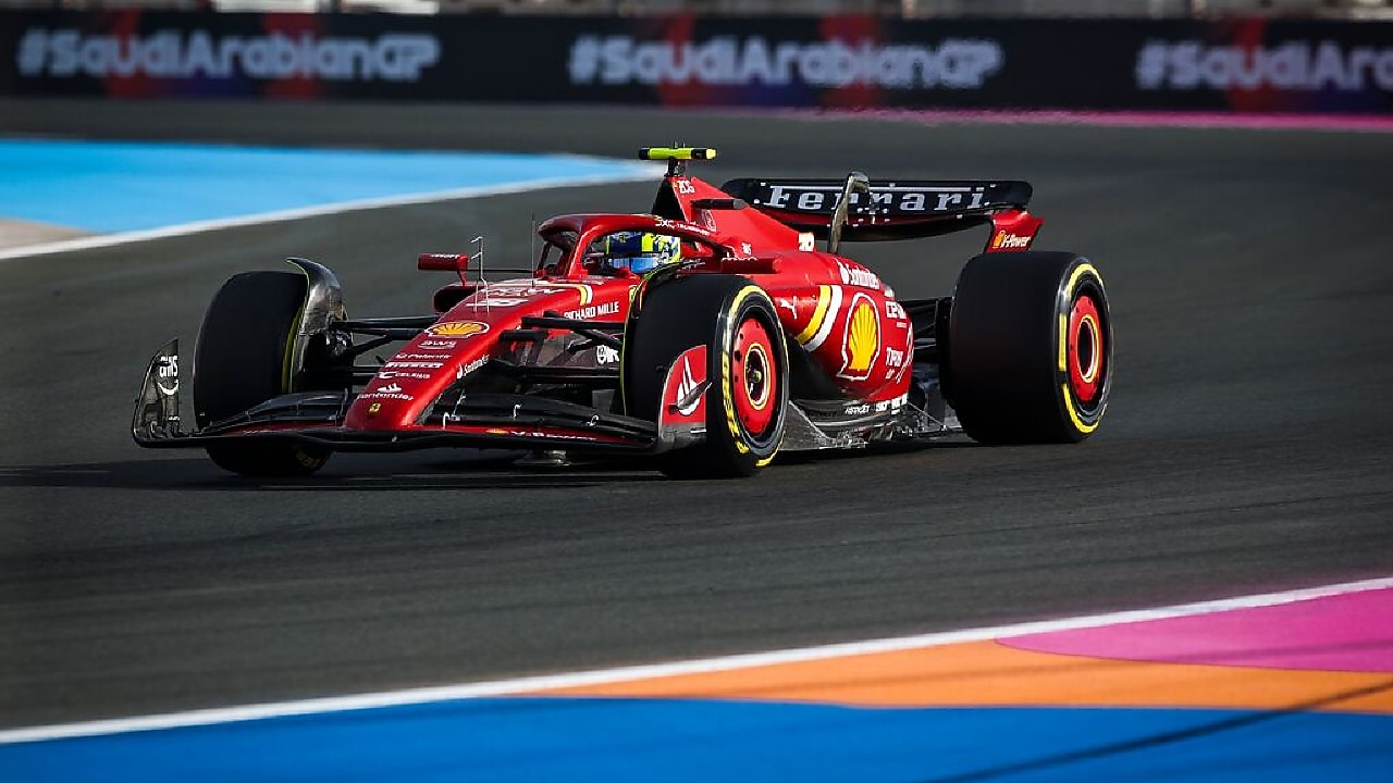 Carro da Ferrari em uma corrida