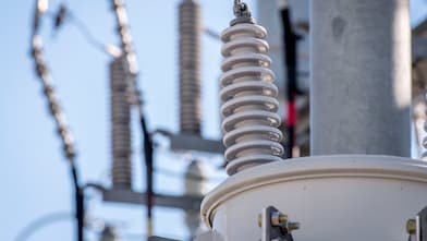 Detalhes de uma subestação elétrica