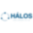 Logotipo da marca "HÁLOS". À esquerda, há um ícone azul representando três pontos conectados por linhas curvas, formando um círculo aberto. À direita, o nome "HÁLOS" aparece em letras maiúsculas azul-escuras. Abaixo, os termos "ENERGIA | MINERAÇÃO | CCS | CAAS" estão escritos em letras pequenas e maiúsculas, indicando os setores de atuação da marca.